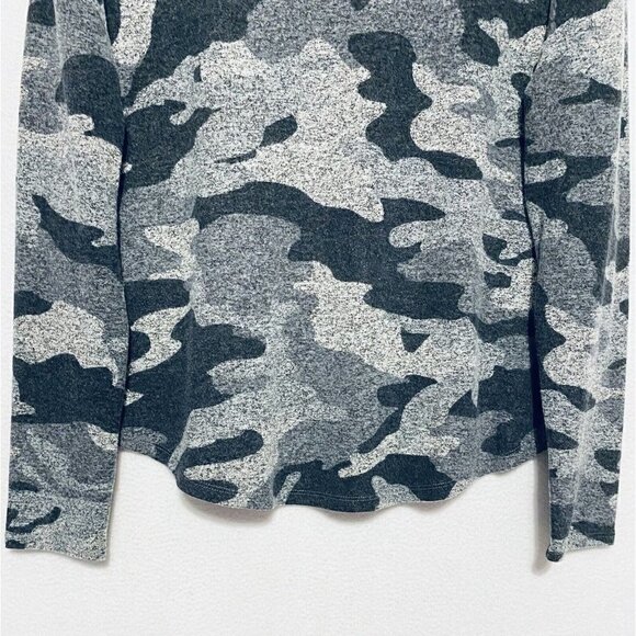 Lucky Brand Womens Medium Camo Hacci Crew Neck Top Gray Long Sleeves Cozy - Picture 3 of 9